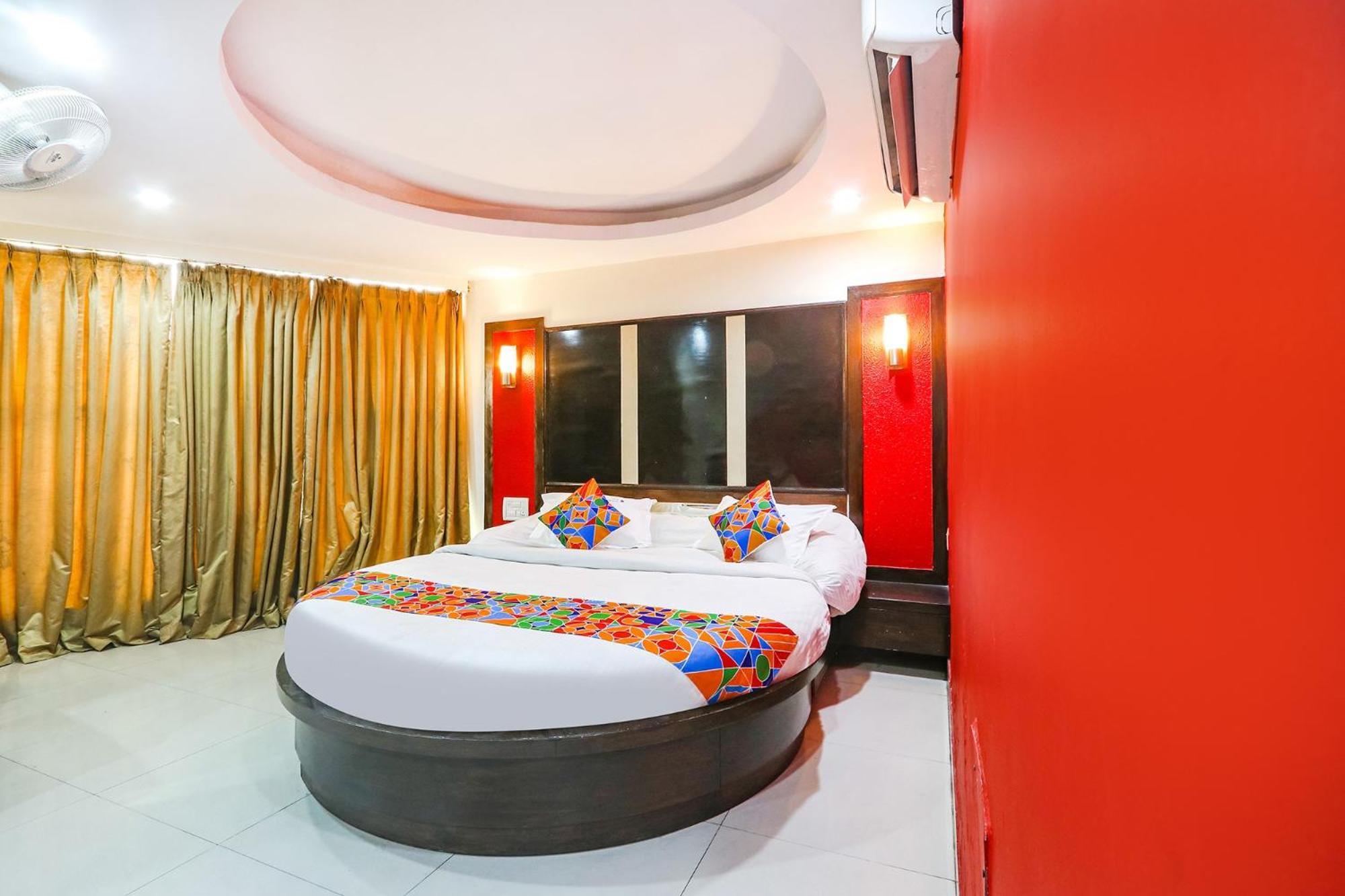 FabHotel Royal Residency Lakdikapul Hyderabad Bagian luar foto