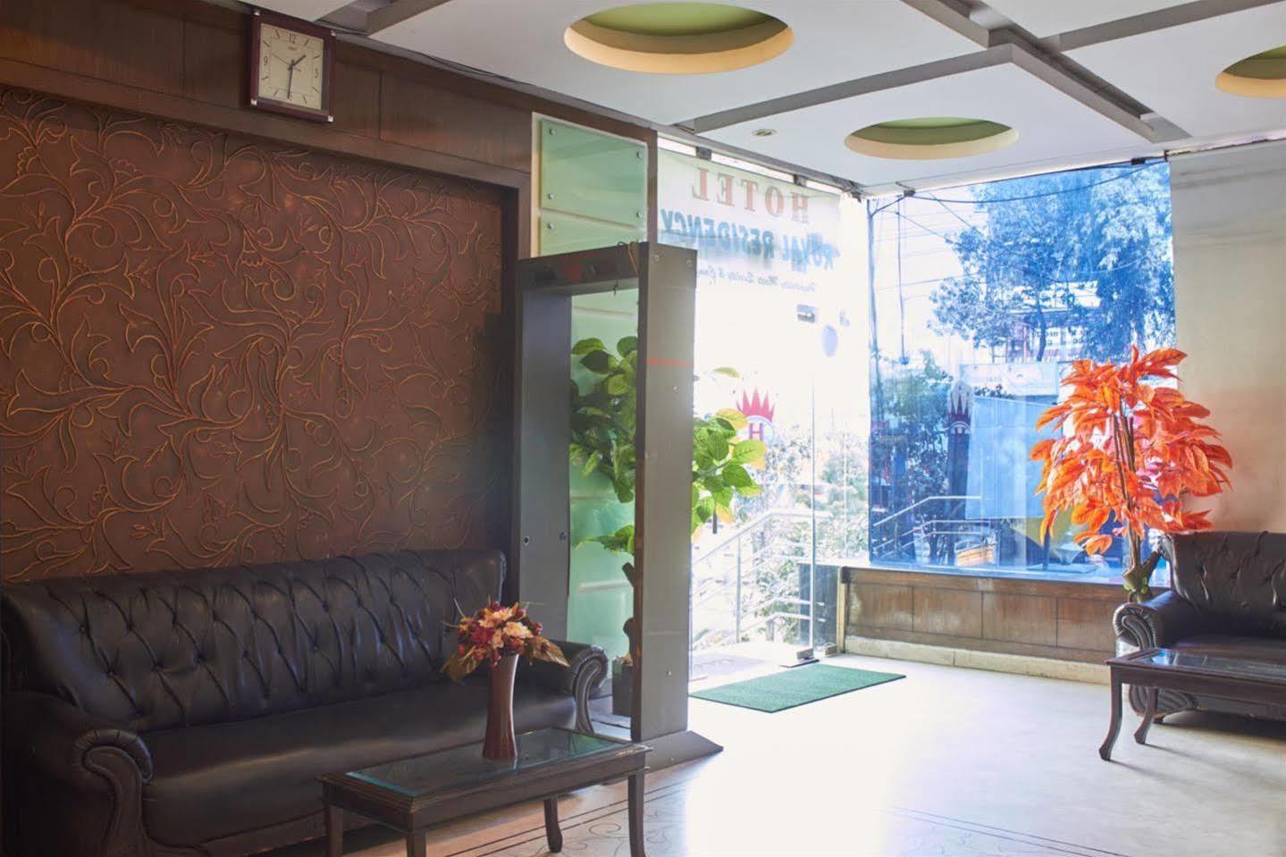 FabHotel Royal Residency Lakdikapul Hyderabad Bagian luar foto